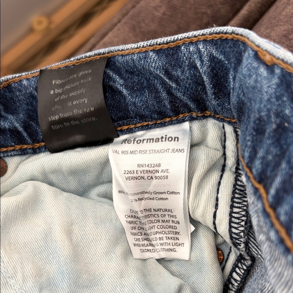 Reformation VAL 90S MID RISE STRAIGHT JEANS IN DONNER CUFFED- 27 - Picture 7 of 10